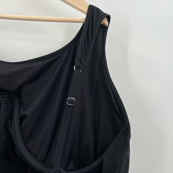 Black Bathing Suit Top Size 34W  NEW - Picture 3 of 5